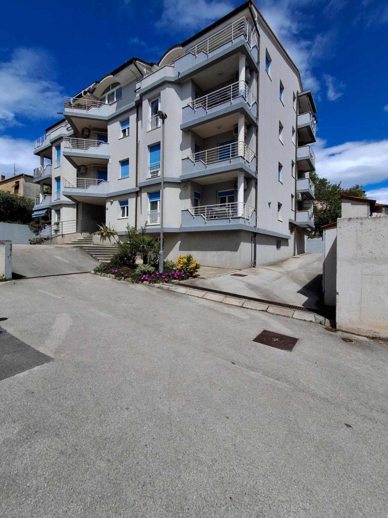 Benedetta Apartman Póla Kültér fotó
